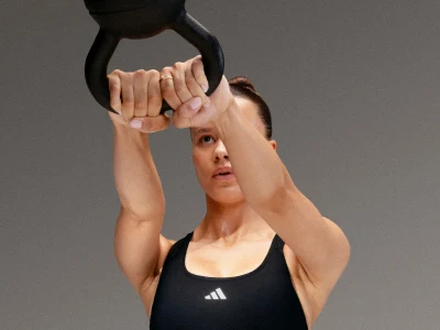 Close up shot of Giulia Harte doing a squat in her Dropset 3.