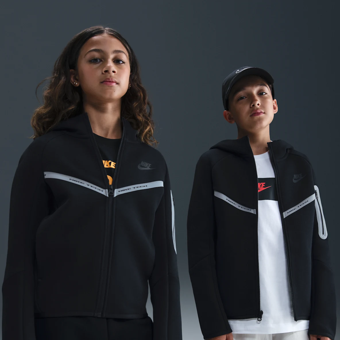 Nike Sportswear Tech Fleece Older Kids' Full-Zip Hoodie with Reflective Design Accents
