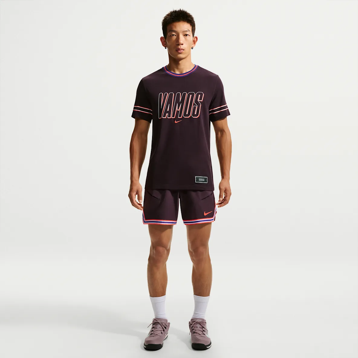 NikeCourt Slam กางเกงเทนนิสขาสั้น Dri-FIT ผู้ชาย